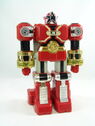 Red Battlezord (レッドパンチャー, Reddo Panchā, "Red Puncher")