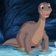 Littlefoot (voiced by Owen Vaccaro)