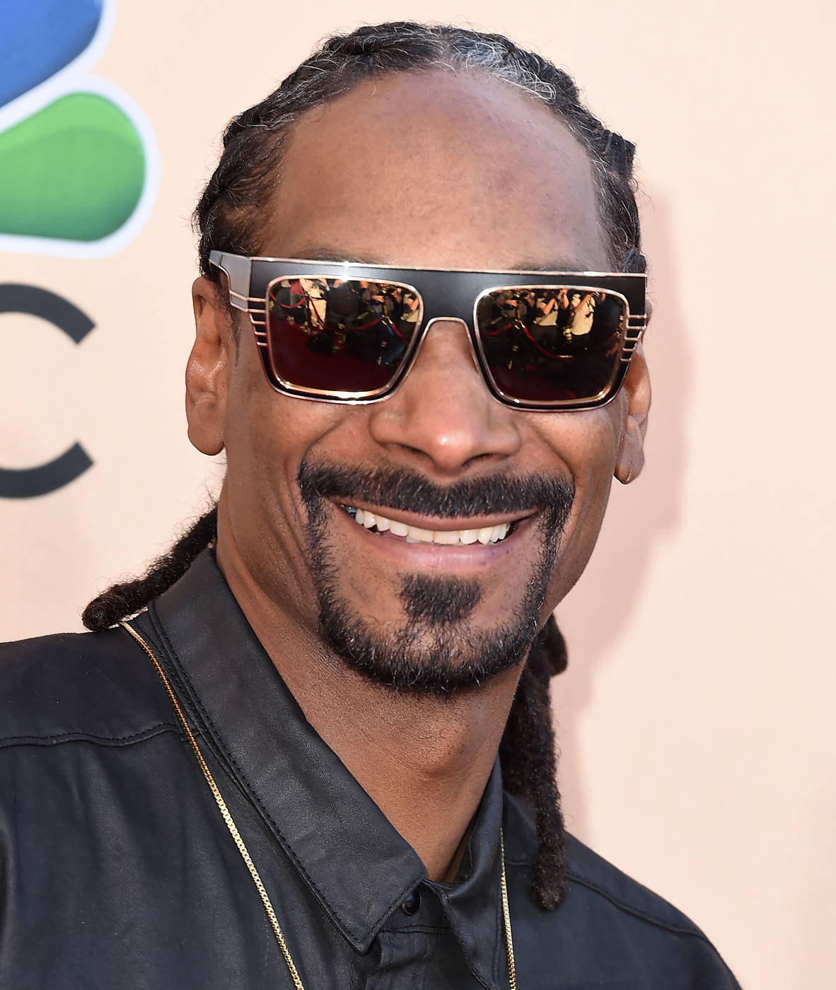 AHL team to wear jersey from Snoop Dogg's 'Gin and Juice' music