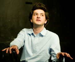 Ben Schwartz.jpg
