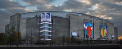 United Center is the largest arena in Illinois and is the proposed venue for the 27th episode, "Seeing Green in Chicago".