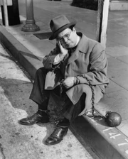 Thompson posing as Wallace Wimple