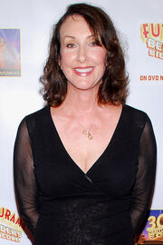 Tress MacNeille