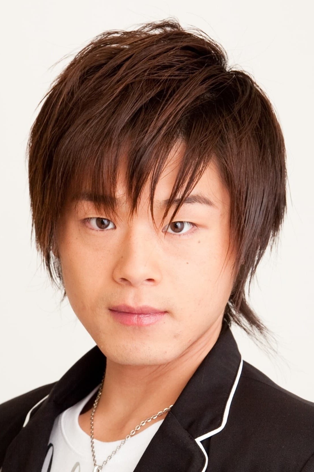 Yoshitsugu Matsuoka - About