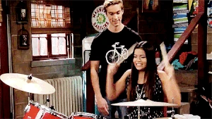 Jasmine falls into Logan's arms!! 💕😊