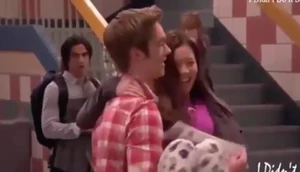 Jasmine in Logan's arms 💜💞