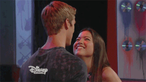 Just look at how happy they both are! Aww! 😍