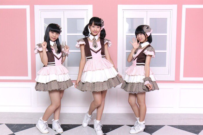 【佐々木美玲他サイン有】チョコミルク / Pure Pure Chocolate 佐々木美玲他サイン有】チョコミルク / Pure Pure Chocolate