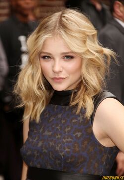 child chloë grace moretz