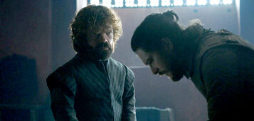 Tyrion parla con Jon di Daenerys.
