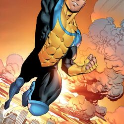 Invincible Comics Reading Order: A Complete Guide (and Where to Buy )