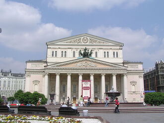 800px-Bolshoi theatre