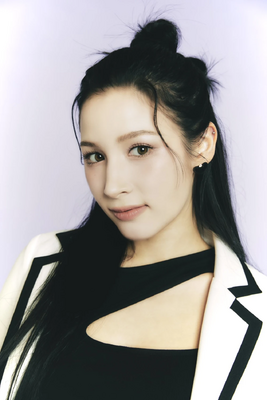 Lea Navvab Time Turner profile photo 1