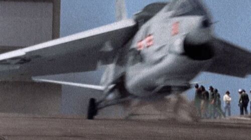 EP5 EA carrierlaunch1306