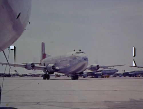 SAC C-124 taxiing