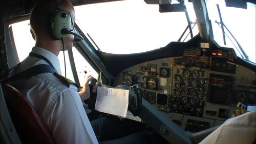 Screenshotter--YouTube-Lpopedespionniersdelaviationdanslescarabes-41’23”
