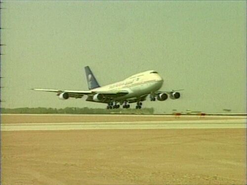 TmT747landing