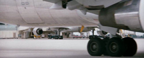 B767 engine Passenger57