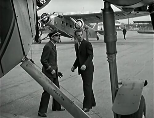 AirHostess33 TWA2