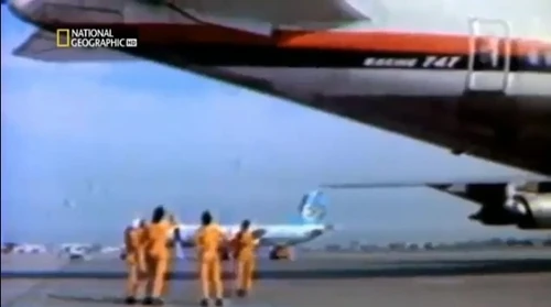 Reg. JA8119 Boeing 747-SR46 of  operating Flight 115.