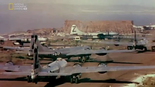 Boeing B-29 Superfortresses in Tinian SFD S6E8 part1