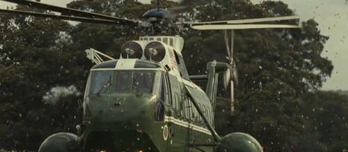 Special Relationship Marine One3