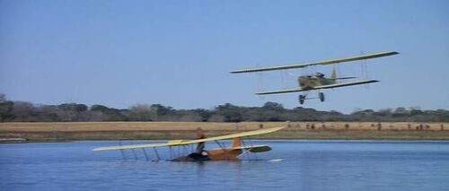 AVION CG LKDA