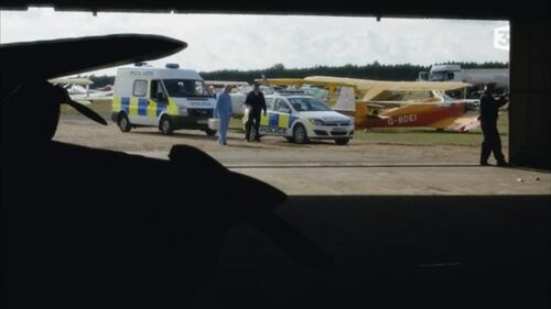 MidsomerMurders-S16E04 03651 G-BDEI