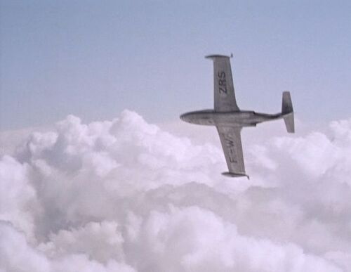 AVION BL UNPARI