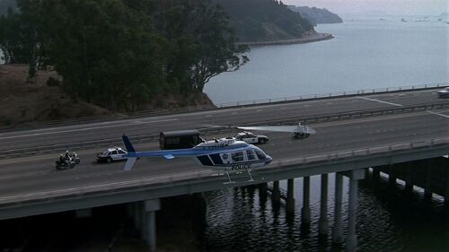 Desperate Measures (1998)02 002945