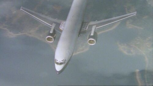 Spooks 6.06 Plane 2