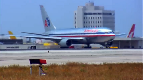 B767 AAL and other aircraft in Boston Airport 9-11 VFTA part1