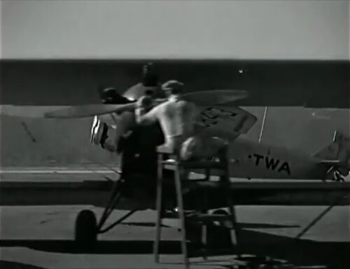 AirHostess33 Bi