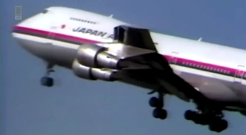 Reg. JA8119 Boeing 747-SR46 of  portraying 123.