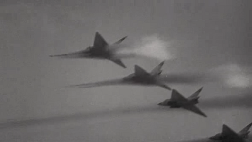 FS64 F-102