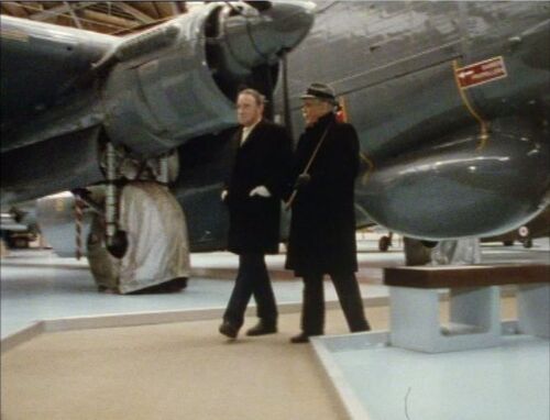 S2e728-23museume