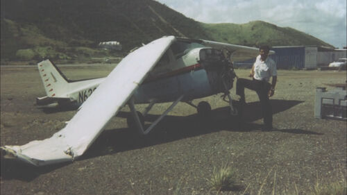 StBarth Cessna-broken