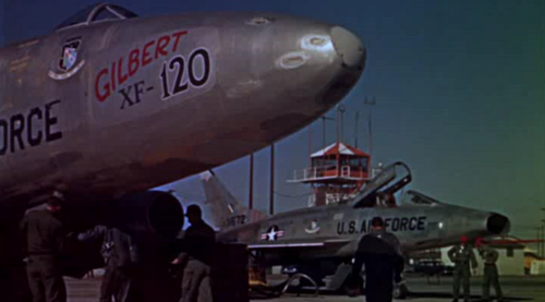ToUnk F-100 3672
