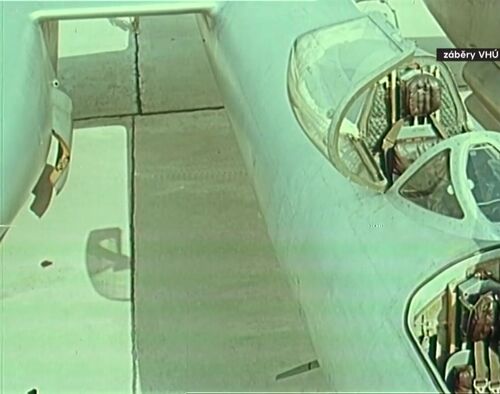 BdH 083 Il-28 cockpit