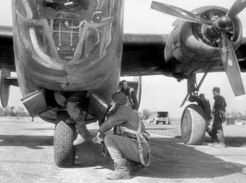 AVION LMC B24 AA