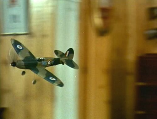 AVION AA TALELEG
