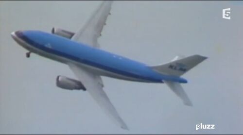 DDLC-S3E7 A330s KLM