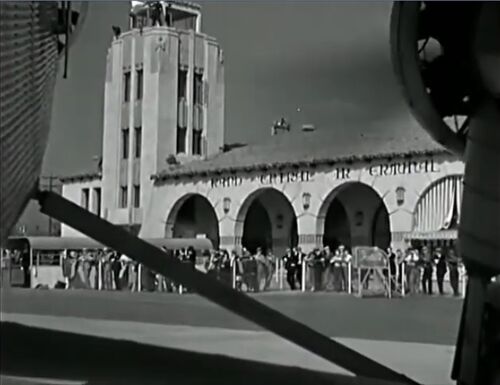 AirHostess33 GrandCentralAT Glendale