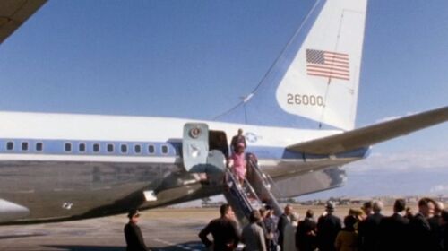 EP5 GC kennedysdisembarkingindallas2746