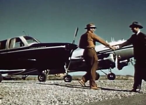 FlyingBusinessman unk DC-3