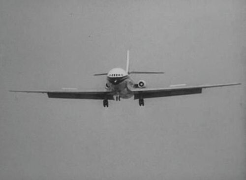 7304 6
