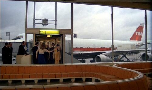 AVION 4 ARM