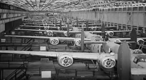TheWar4 0mn52 B-24 assemb