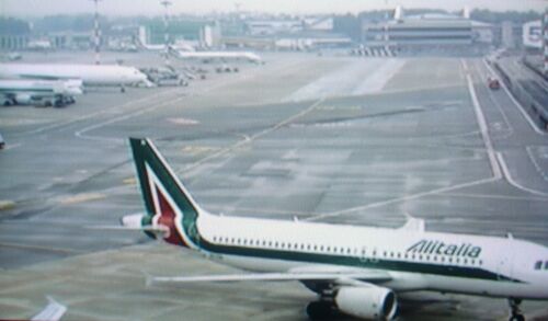 DDLC S12E10 Alitalia CIMG7553