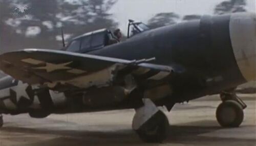 TheWar8 1mn52 P-47Color2